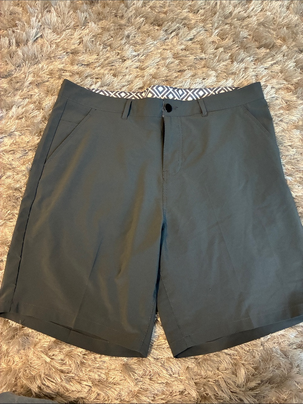 Men's Casual Tech Shorts in Dark grey